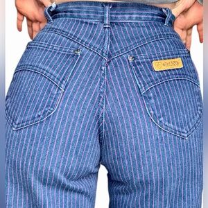 80’s Highwaisted blue straight legged with pink pinstripes